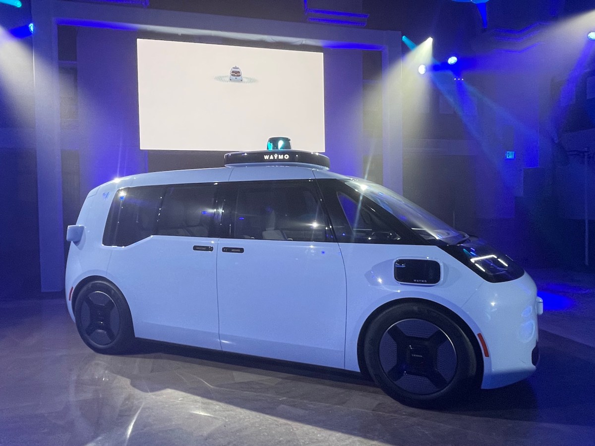 Competition Heats Up: Uber And Waymo Battle For Austin's Robotaxi Market Competition Heats Up: Uber And Waymo Battle For Austin's Robotaxi Market