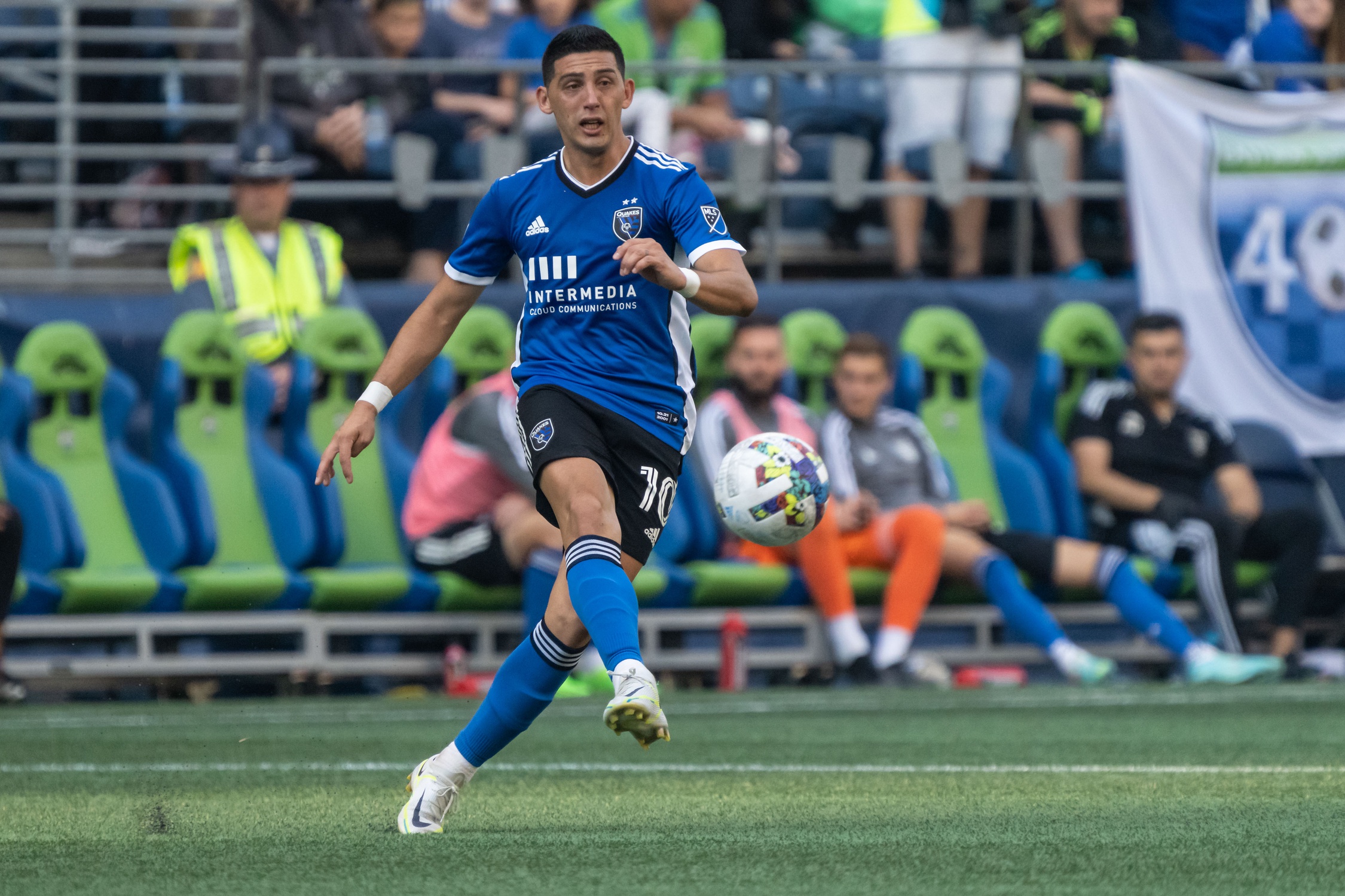 Comprehensive Opposition Scouting Report: Preparing To Face The San Jose Earthquakes Comprehensive Opposition Scouting Report: Preparing To Face The San Jose Earthquakes