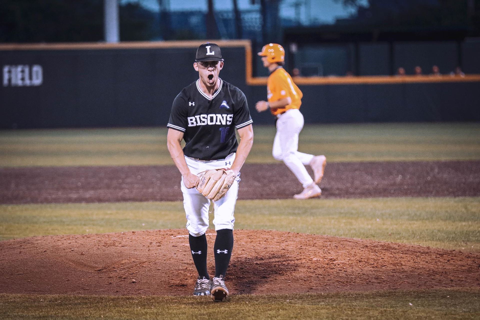 Convincing Victory: Tennessee Baseball Defeats Indiana State 12-1 Convincing Victory: Tennessee Baseball Defeats Indiana State 12-1