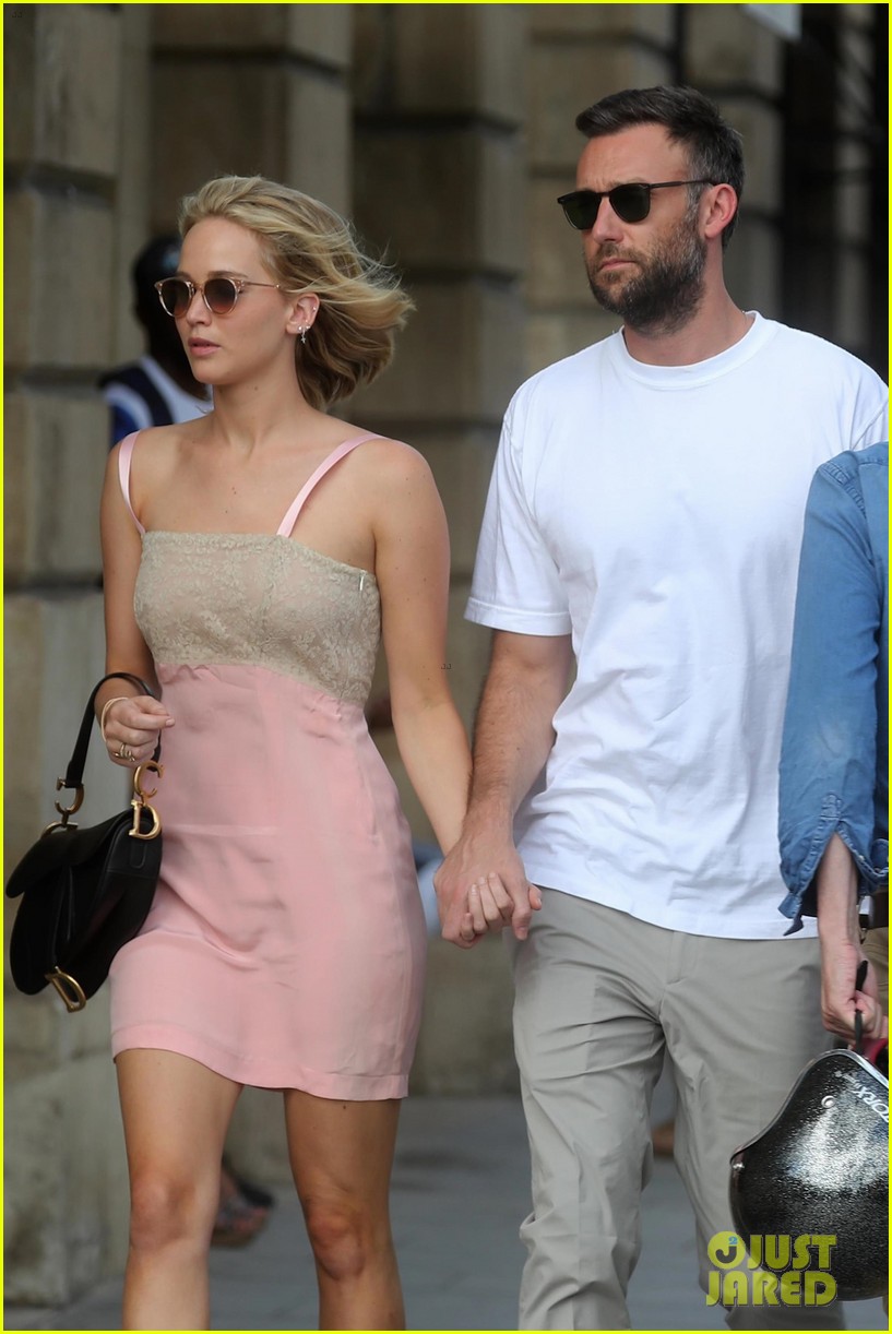 Cooke Maroney And Jennifer Lawrence: Public Appearance Amidst Pregnancy Rumors Cooke Maroney And Jennifer Lawrence: Public Appearance Amidst Pregnancy Rumors