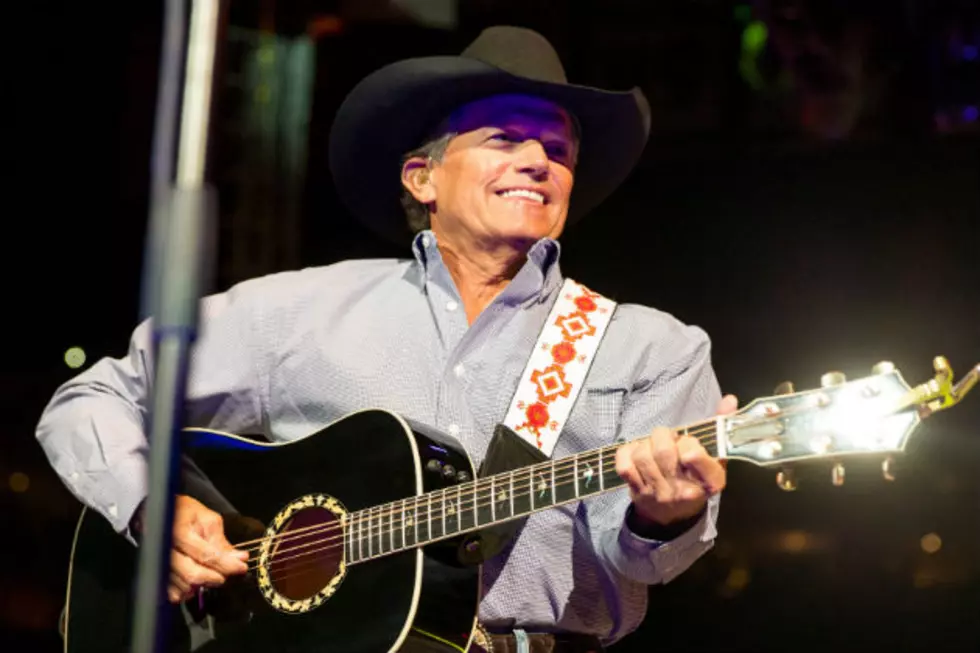 Country Legend George Strait Stops At Dairy Queen, Poses For Photo Country Legend George Strait Stops At Dairy Queen, Poses For Photo