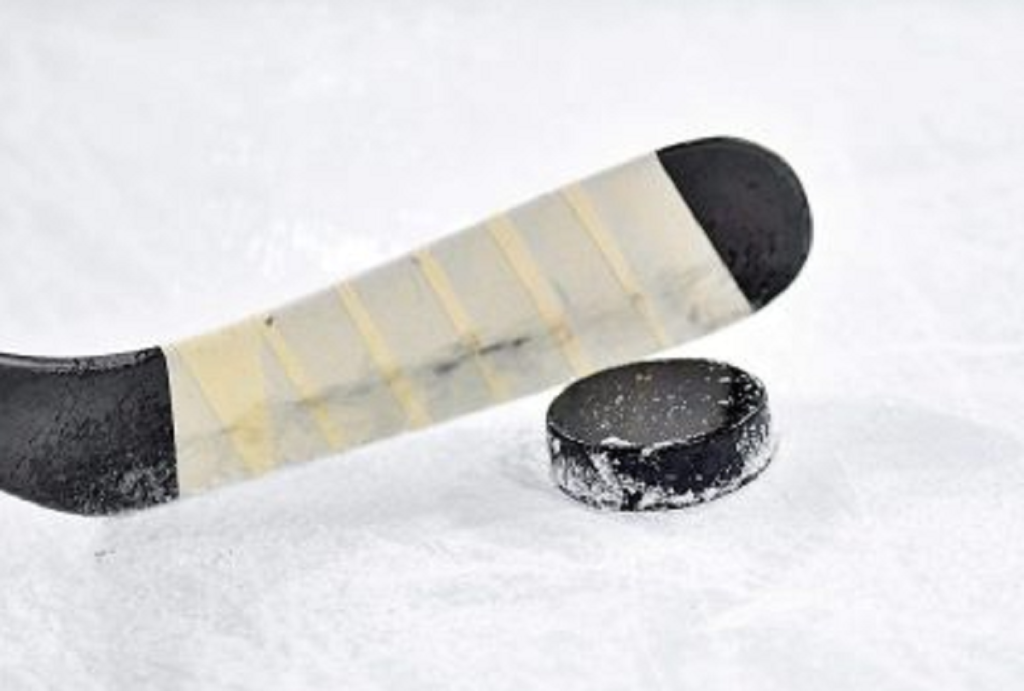 CP NewsAlert: Ovechkin's 894th Goal Ties Gretzky's NHL Record CP NewsAlert: Ovechkin's 894th Goal Ties Gretzky's NHL Record