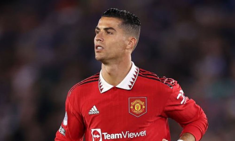 Cristiano Ronaldo: Fenerbahçe Çağrısıyla Şaşkına Dönüş Cristiano Ronaldo: Fenerbahçe Çağrısıyla Şaşkına Dönüş