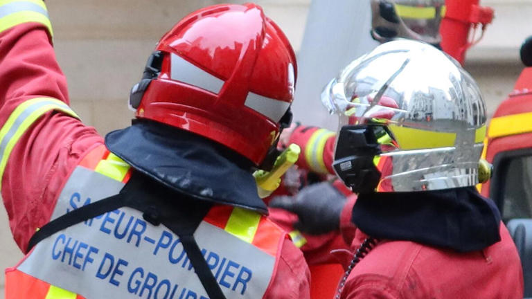 Début D'incendie À La Médiathèque Champollion À Dijon Début D'incendie À La Médiathèque Champollion À Dijon