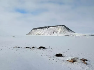 Declassified: The U.S. Military Base Hidden Beneath Greenland's Ice Sheet Declassified: The U.S. Military Base Hidden Beneath Greenland's Ice Sheet