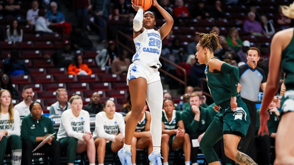 Deja Kelly's Leadership: Oregon Tournament Preview Deja Kelly's Leadership: Oregon Tournament Preview