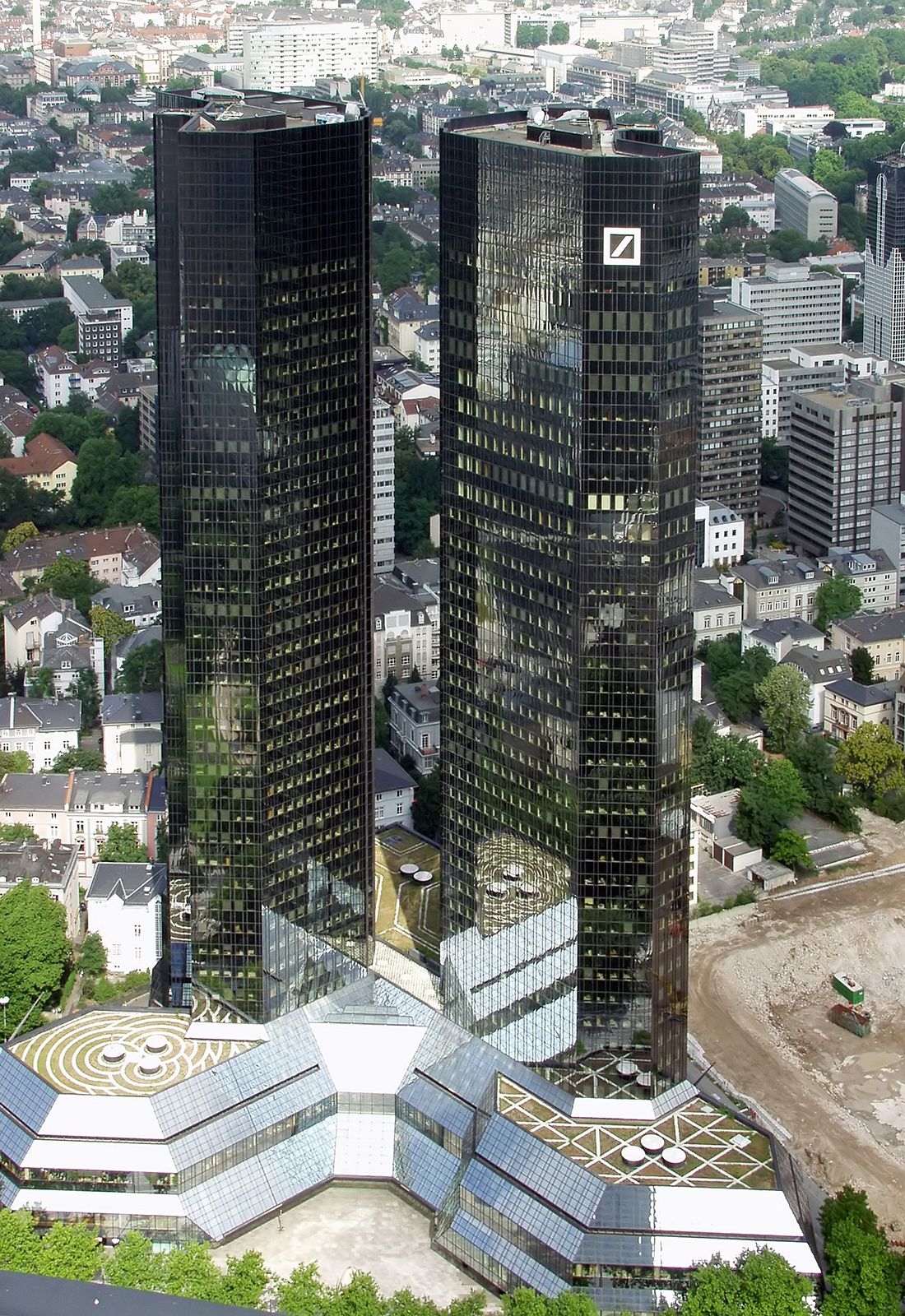 Deutsche Bank's Strategic Investment In Defense Finance: A New Deals Team Takes Shape Deutsche Bank's Strategic Investment In Defense Finance: A New Deals Team Takes Shape