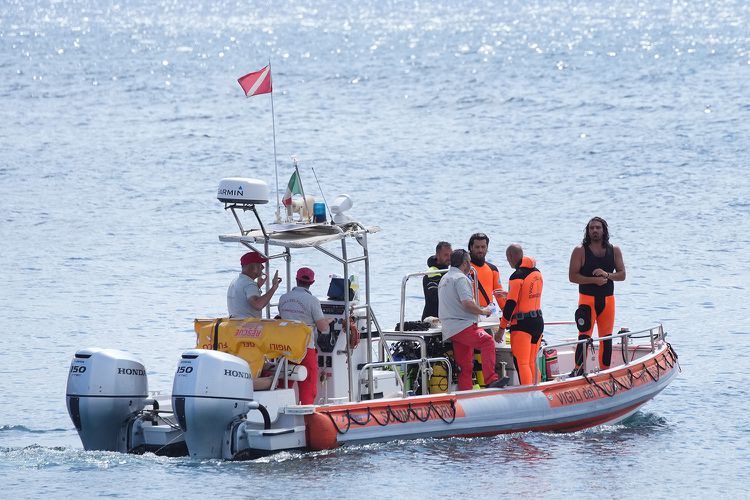 Diver Fatality During Superyacht Recovery Operation Diver Fatality During Superyacht Recovery Operation