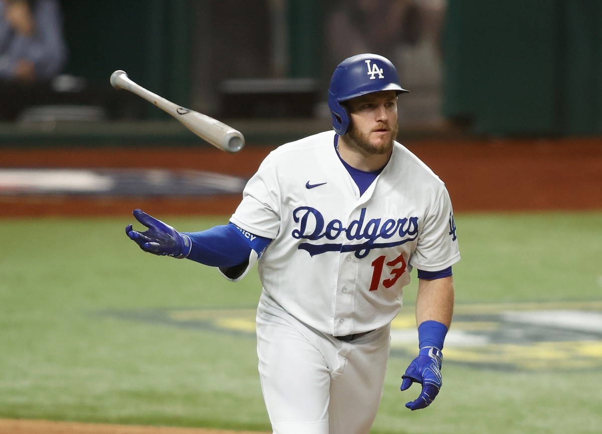 Dodgers' Muncy's Torpedo Bat Trial: 3 At-Bats, One Game-Tying Double Dodgers' Muncy's Torpedo Bat Trial: 3 At-Bats, One Game-Tying Double