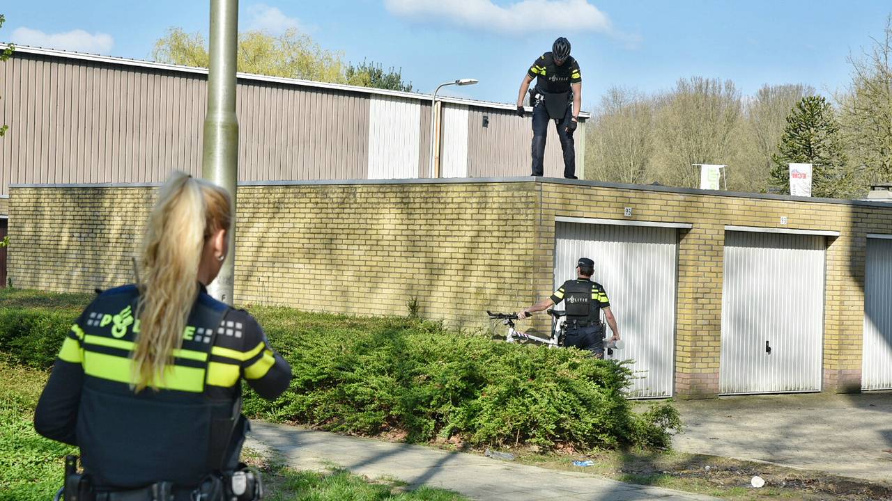 Doodsbedreigingen En Overval: 16-jarige Venlonaar Voor De Rechter Doodsbedreigingen En Overval: 16-jarige Venlonaar Voor De Rechter