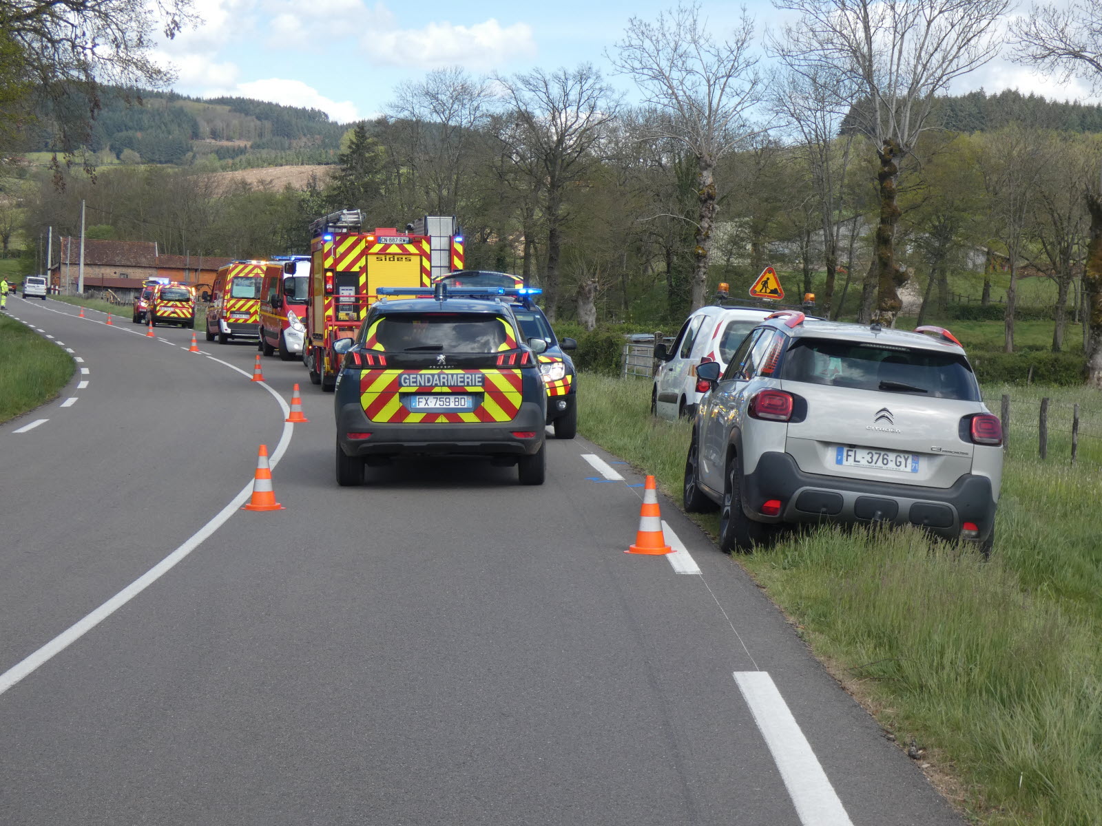 Effondrement De Chaussée À Séoul : Un Motard Perd La Vie Effondrement De Chaussée À Séoul : Un Motard Perd La Vie