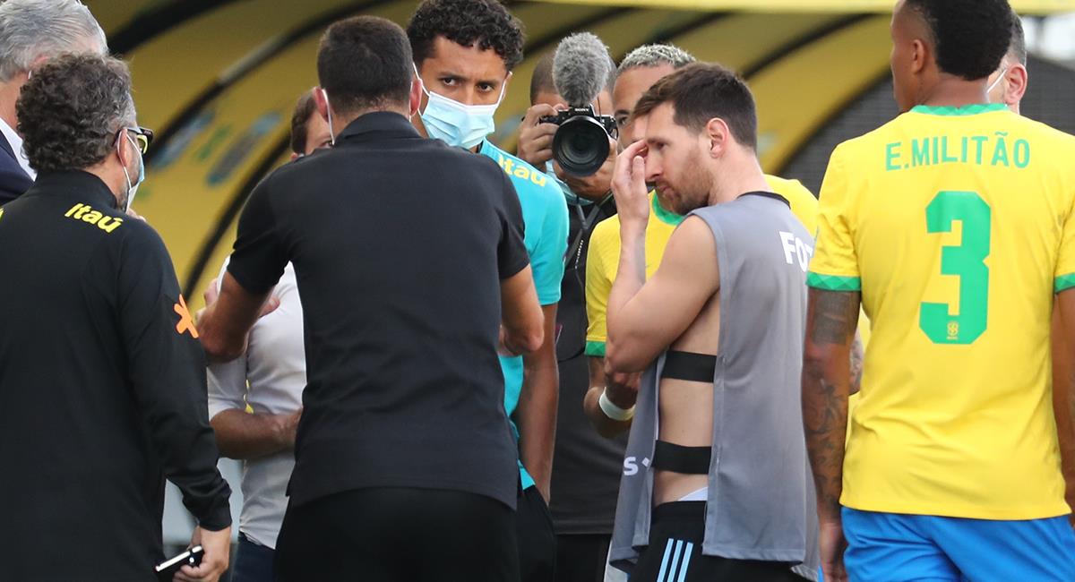 El Brasileirao Suspende A Futbolista Argentino Por Un Mes El Brasileirao Suspende A Futbolista Argentino Por Un Mes