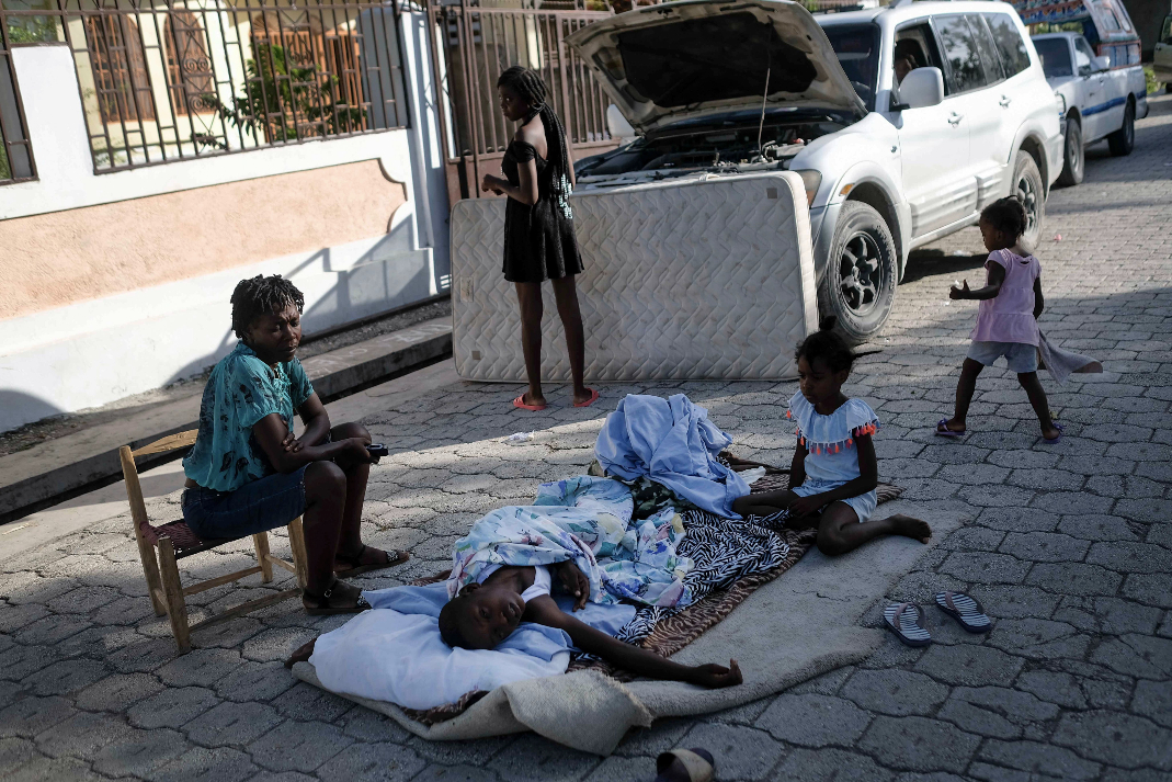 El Impacto De La Extensión De HOPE/HELP En Las Comunidades Haitianas El Impacto De La Extensión De HOPE/HELP En Las Comunidades Haitianas