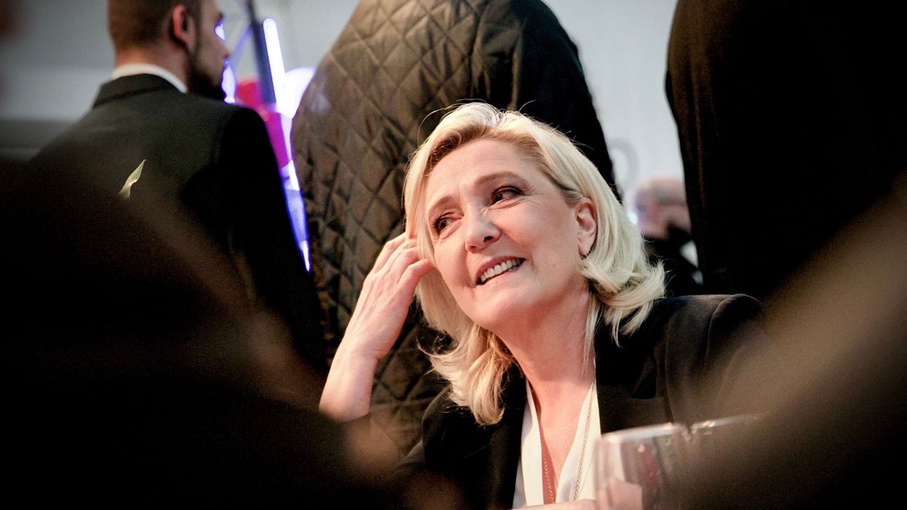 Élections 2027 : Marine Le Pen Empêchée De Se Présenter ? Jacobelli Dénonce Un 