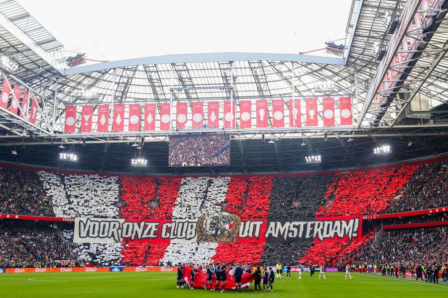 Eredivisie Race Heats Up: Ajax Leads, Feyenoord Challenges PSV Eredivisie Race Heats Up: Ajax Leads, Feyenoord Challenges PSV