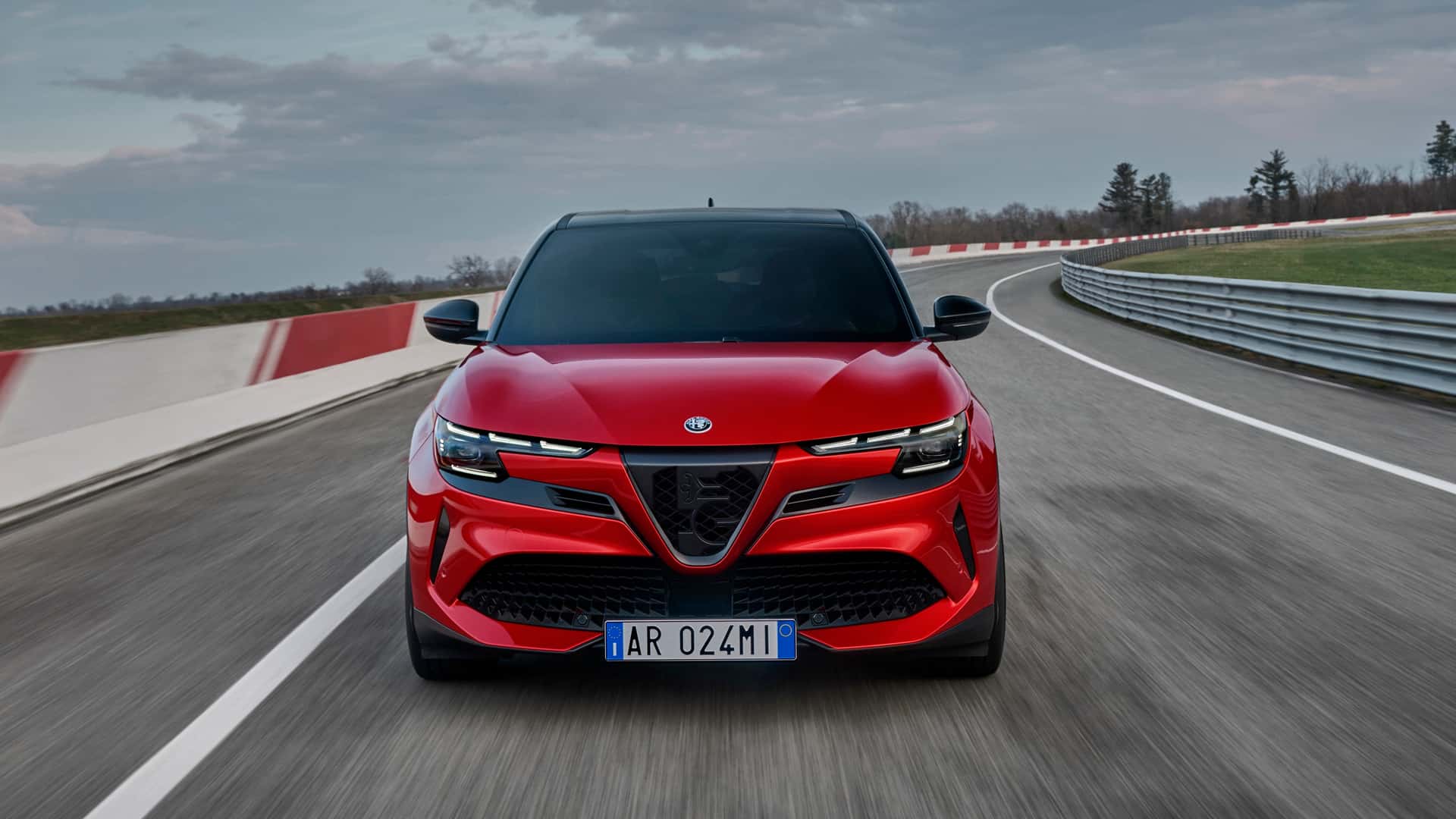 Essai Routier : Le Matin Auto Au Volant De L'Alfa Romeo Junior 1.2 Turbo Speciale Essai Routier : Le Matin Auto Au Volant De L'Alfa Romeo Junior 1.2 Turbo Speciale
