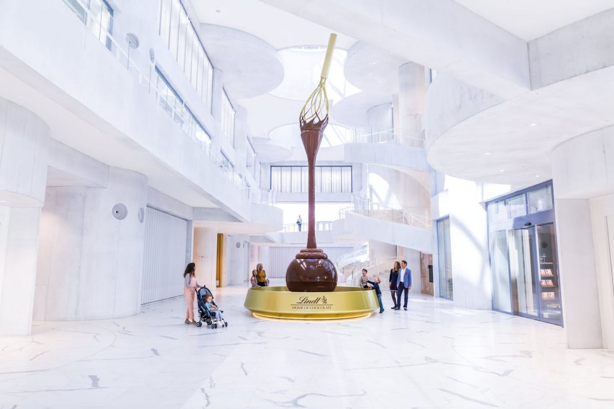 Experience Chocolate Paradise: Lindt's Latest London Store Opens Experience Chocolate Paradise: Lindt's Latest London Store Opens