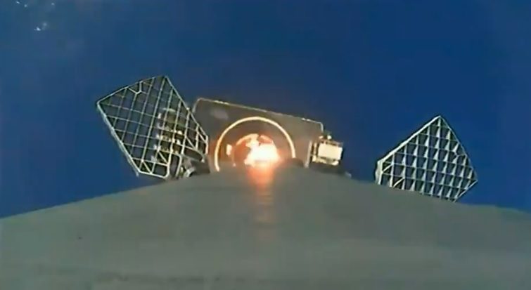 Falcon 9 Successfully Deploys 27 Starlink Satellites