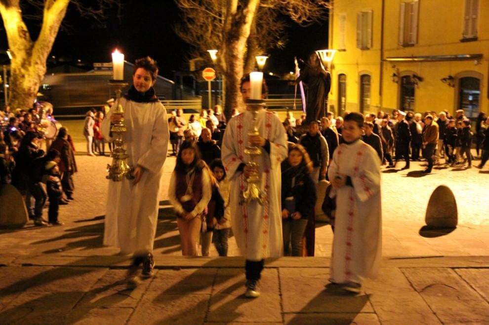 Feltri: Un'Analisi Del Venerdì Santo E Il Simbolismo Di Cristo