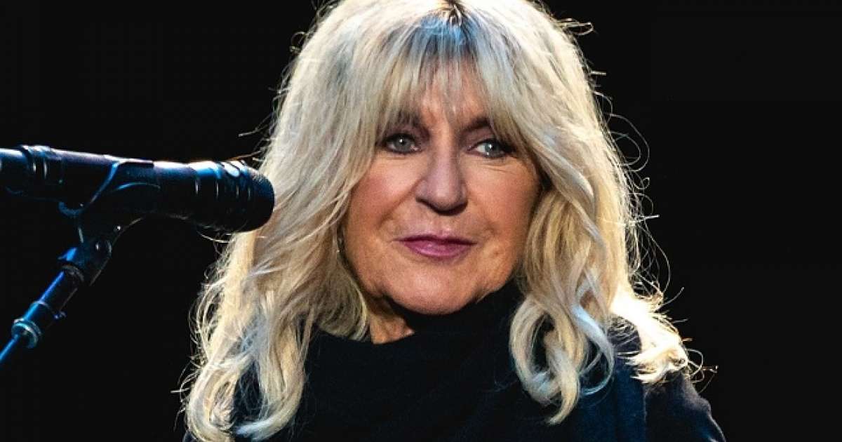 Fleetwood Mac Scores Big: Chart-Topping Album Despite No New Releases Fleetwood Mac Scores Big: Chart-Topping Album Despite No New Releases