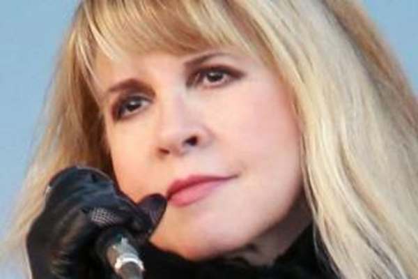 Fleetwood Mac's Buckingham And Fleetwood Reunite For New Music Fleetwood Mac's Buckingham And Fleetwood Reunite For New Music