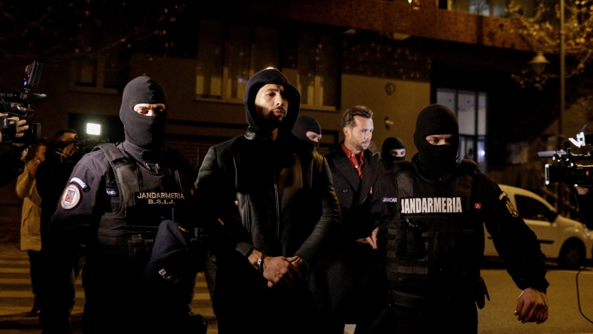 Frații Tate: Defilare Triumfală Prin București După Eliberare Frații Tate: Defilare Triumfală Prin București După Eliberare