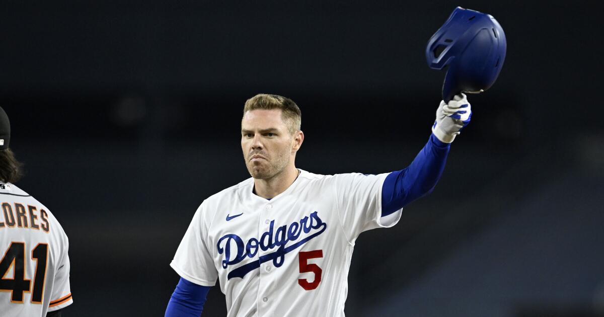 Freeman And Kim Home Runs Lead Dodgers To Victory Over Giants Freeman And Kim Home Runs Lead Dodgers To Victory Over Giants
