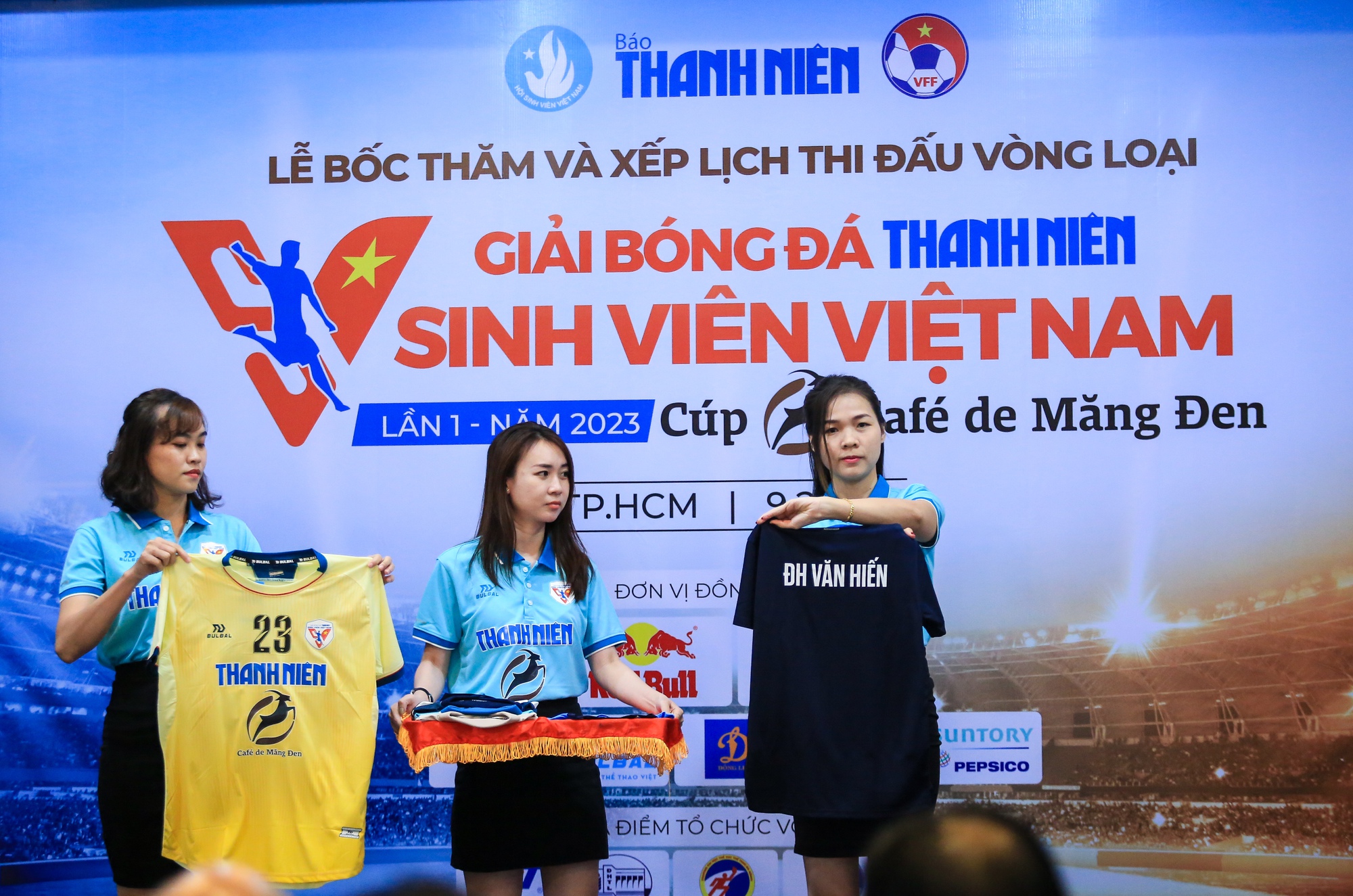Giải Bóng Đá Thanh Niên Sinh Viên: Trận Đấu Mở Màn Vòng Chung Kết Hấp Dẫn Giải Bóng Đá Thanh Niên Sinh Viên: Trận Đấu Mở Màn Vòng Chung Kết Hấp Dẫn
