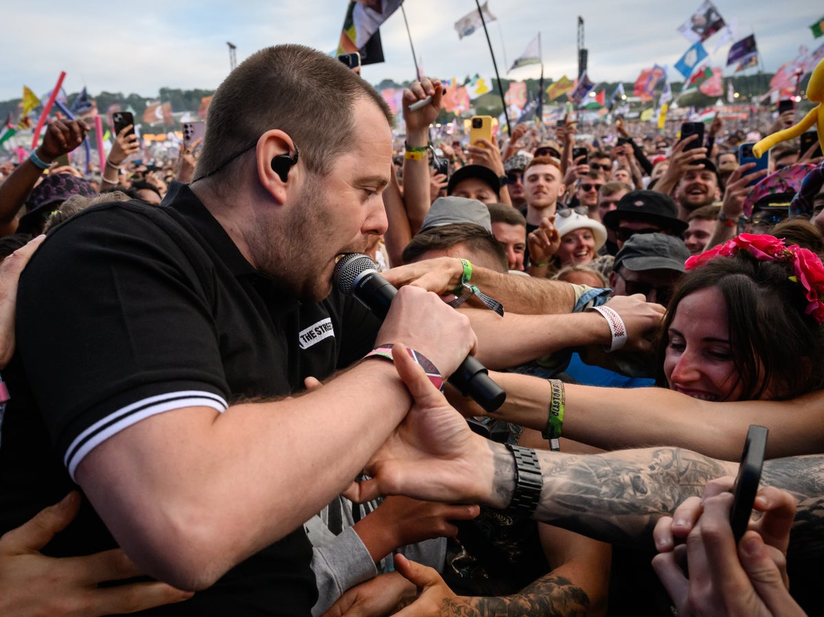 Glastonbury 2024? US Band's Cryptic Message Fuels Speculation