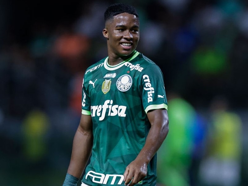 Gunners' Striker Pursuit: £58m Tottenham Bid Faces Competition