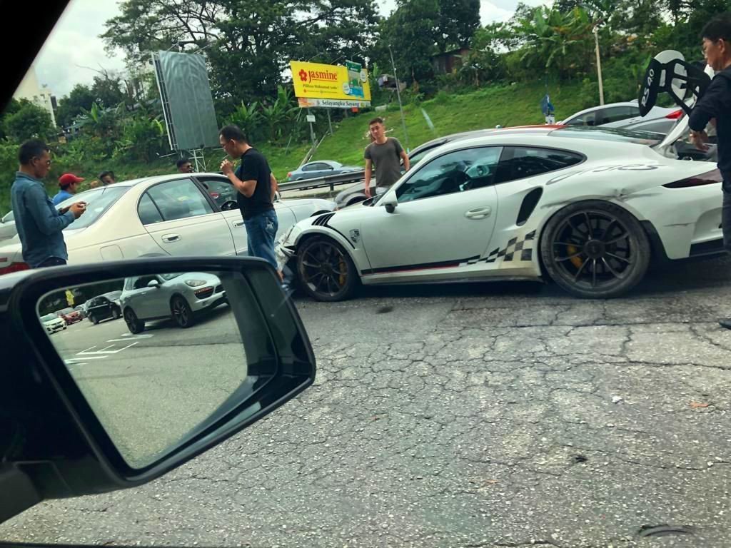 Hihetetlenül Drága Extrák: Porsche 911 Áttekintés Hihetetlenül Drága Extrák: Porsche 911 Áttekintés