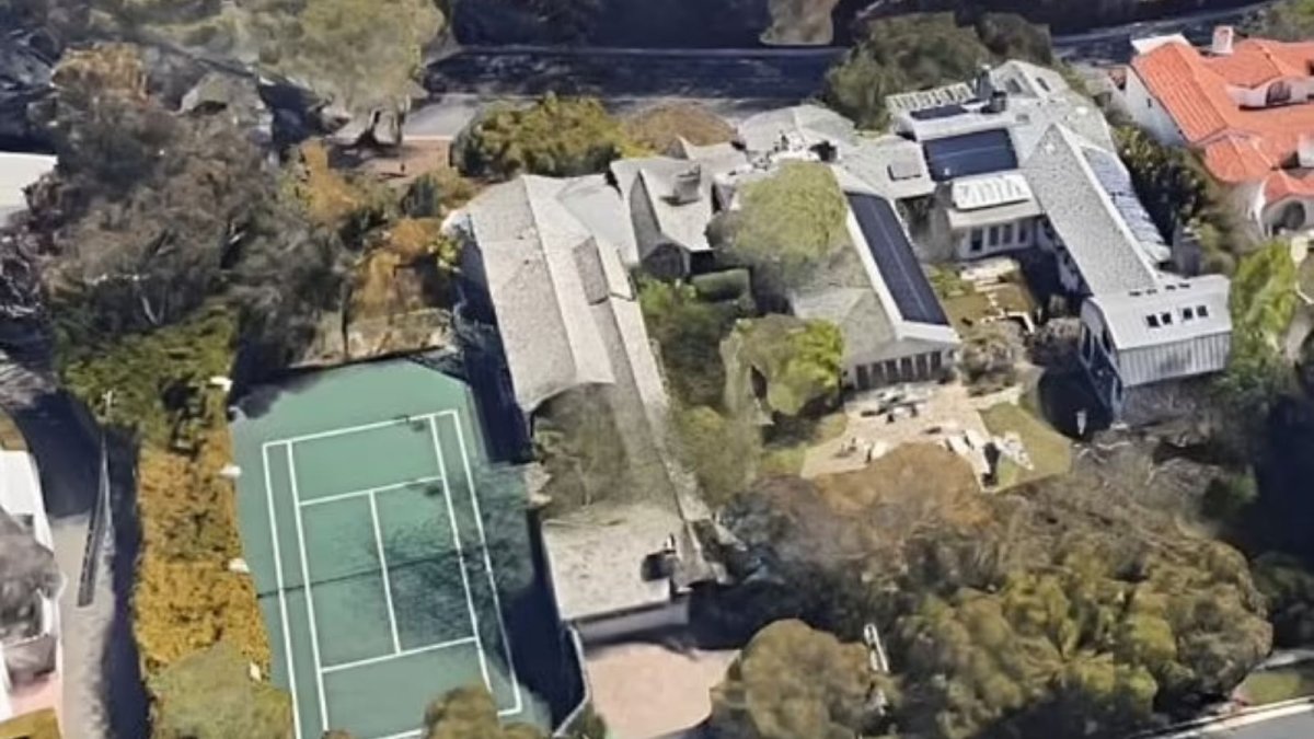 Homes Destroyed: Celebrities Impacted By The LA Palisades Fire Homes Destroyed: Celebrities Impacted By The LA Palisades Fire