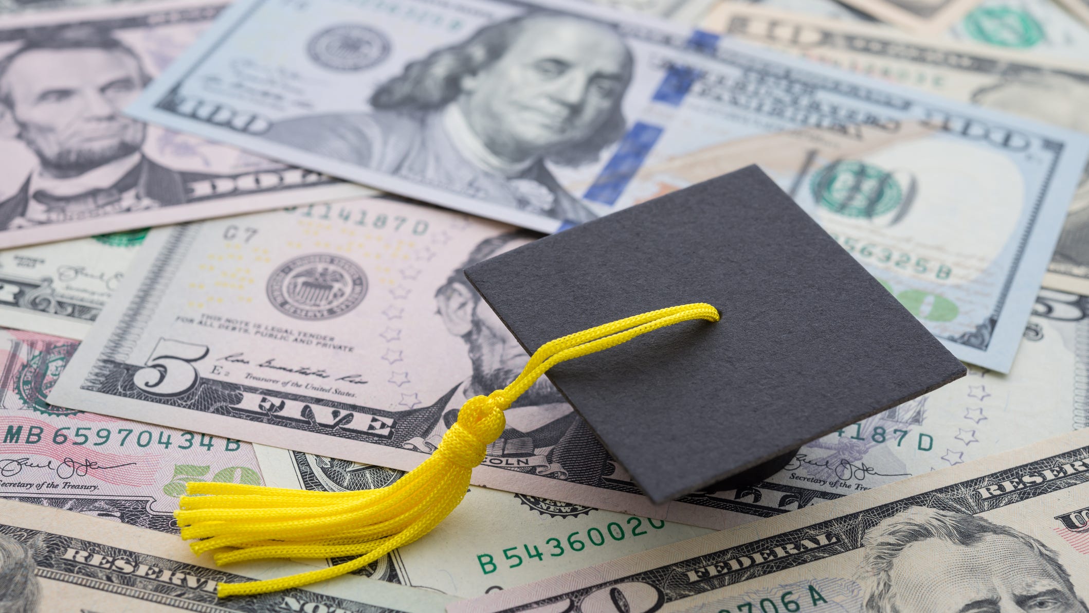 How Late Student Loan Payments Hurt Your Credit How Late Student Loan Payments Hurt Your Credit