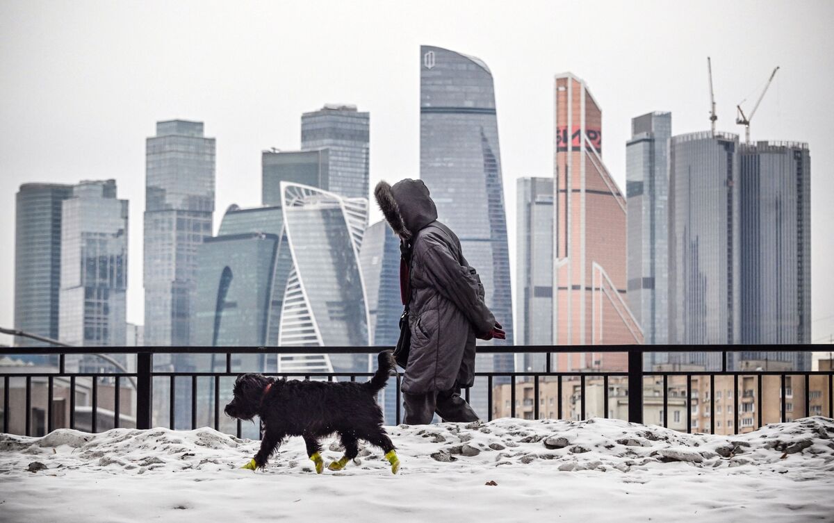 How Putin's Focus On War Has Reshaped The Russian Economy How Putin's Focus On War Has Reshaped The Russian Economy