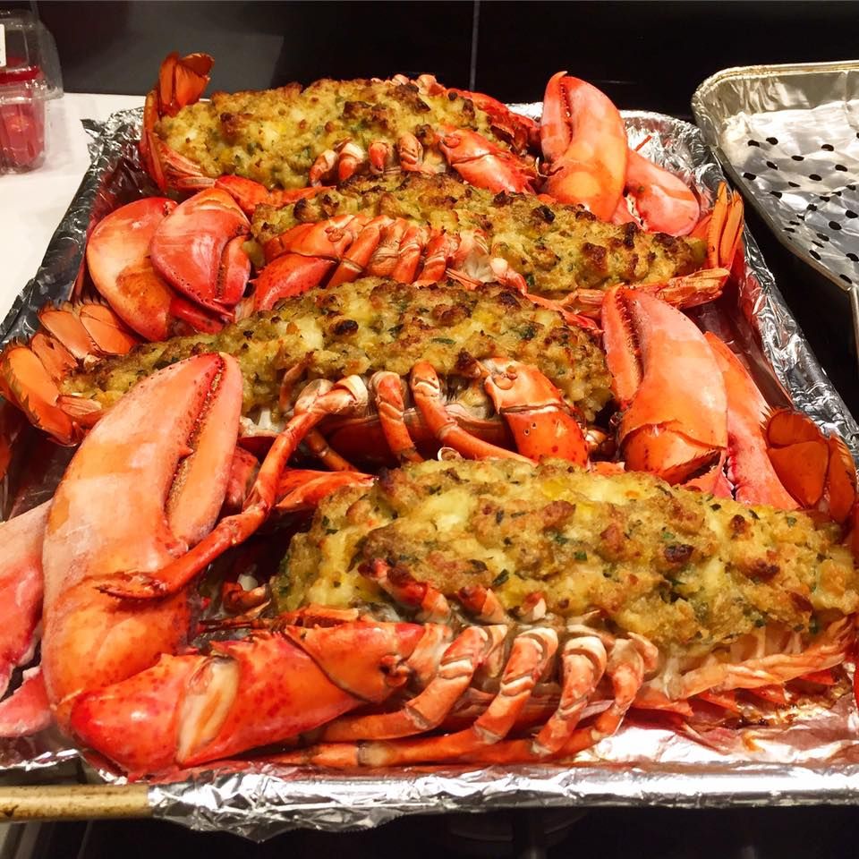 How To Make Delicious Crab Stuffed Shrimp With Lobster Sauce