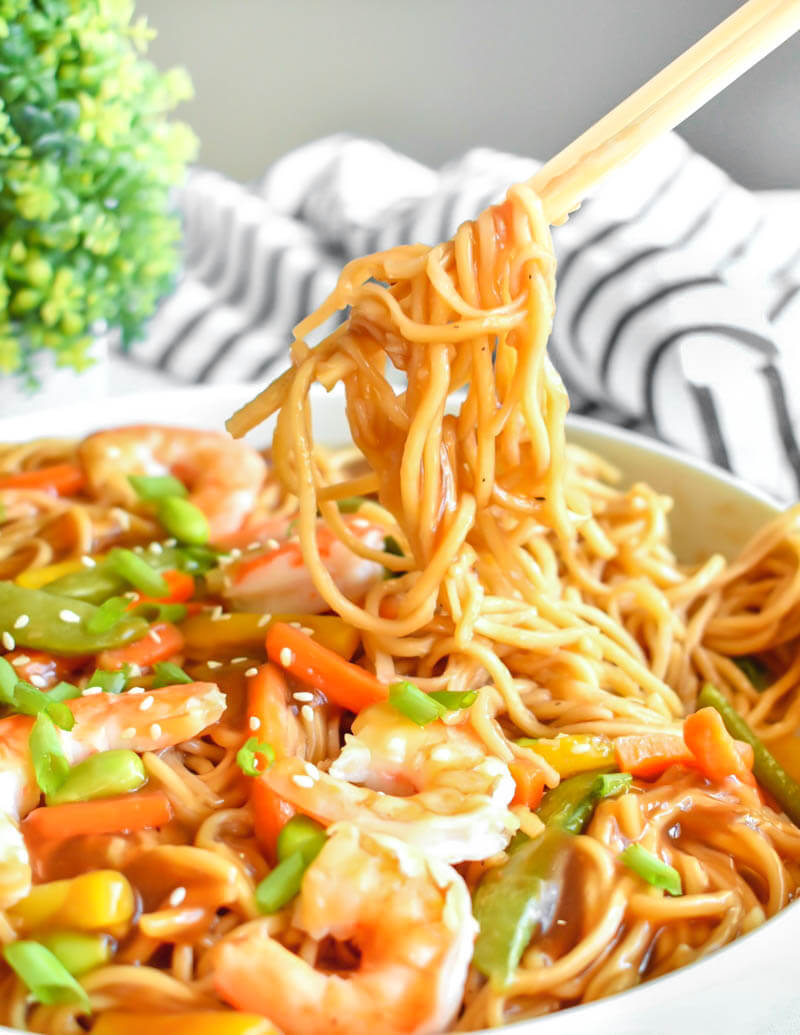 How To Make The Perfect Shrimp Ramen Stir-Fry How To Make The Perfect Shrimp Ramen Stir-Fry