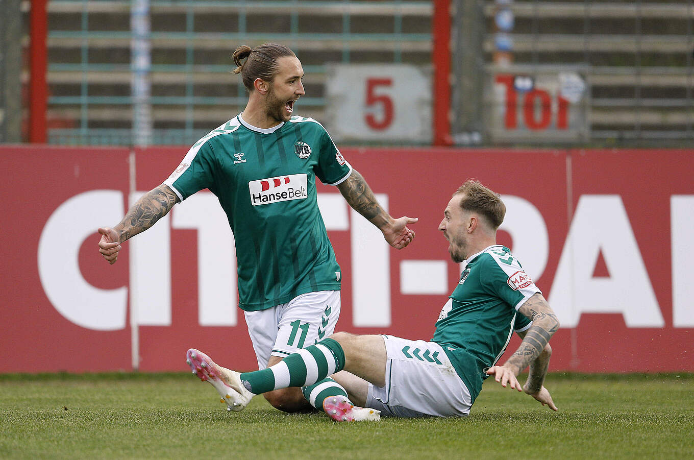 HSV: Aufstieg Und Die Rückkehr In Die Höchste Spielklasse HSV: Aufstieg Und Die Rückkehr In Die Höchste Spielklasse