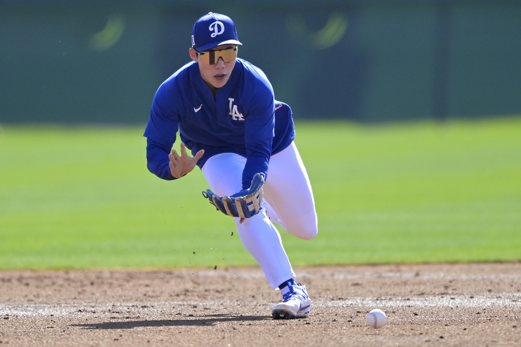 Hyeseong Kim Makes MLB Debut With The Dodgers