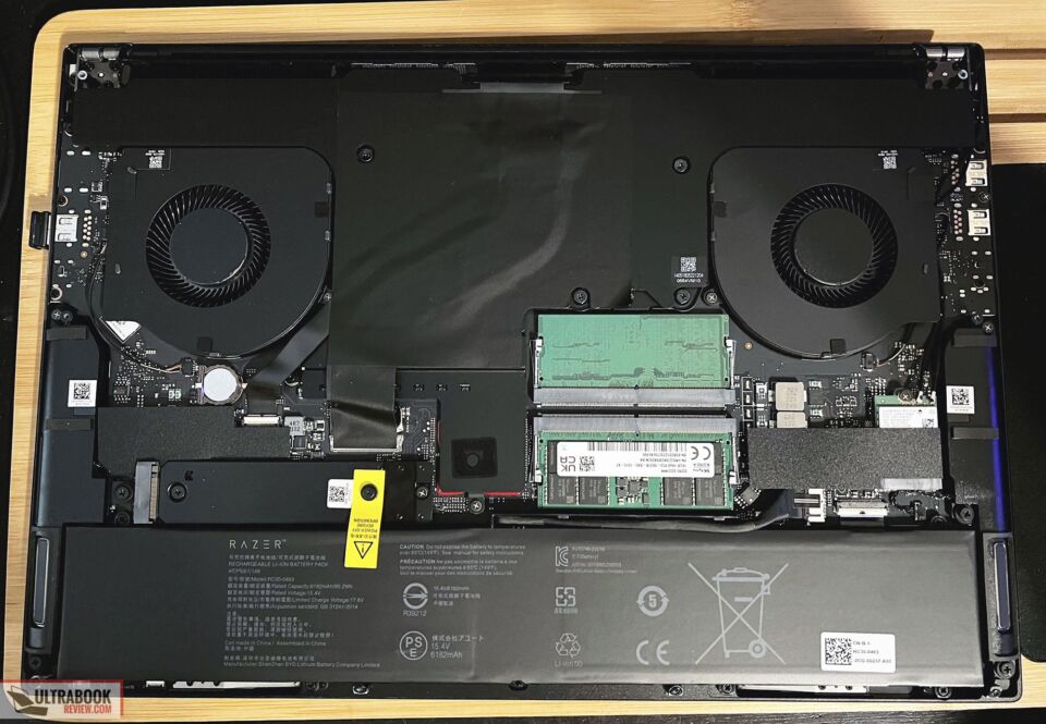 In-Depth Razer Blade 16 (2025) Review: Ultra Performance, Ultra-Thin Design, Ultra Price Tag In-Depth Razer Blade 16 (2025) Review: Ultra Performance, Ultra-Thin Design, Ultra Price Tag