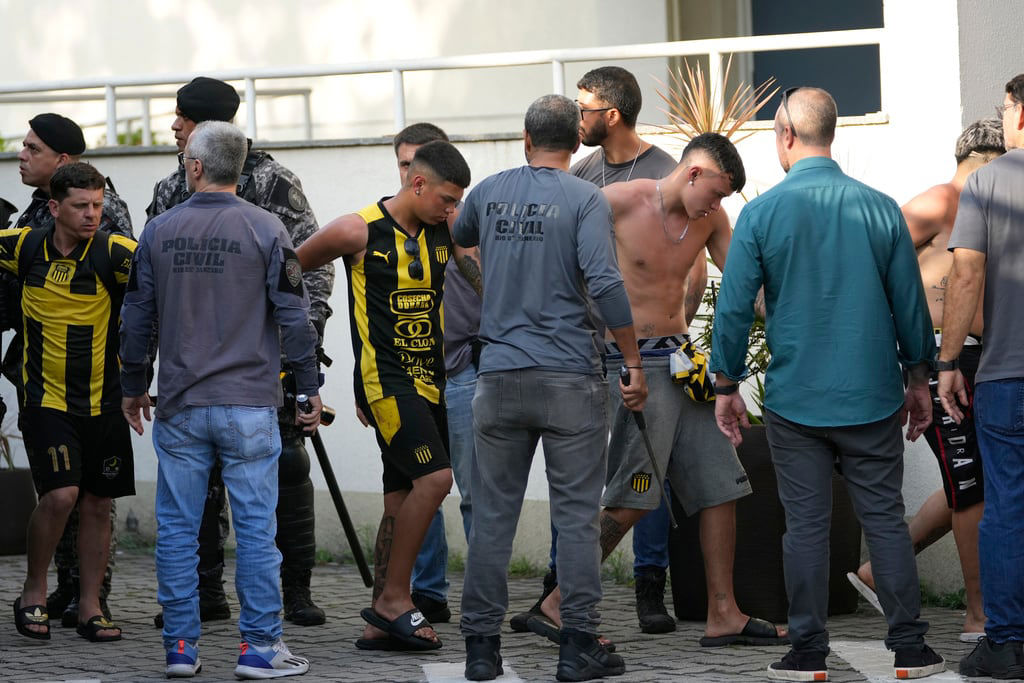 Incidente Entre Flamengo Y Botafogo: Jugadores Protagonizan Batalla Campal Incidente Entre Flamengo Y Botafogo: Jugadores Protagonizan Batalla Campal