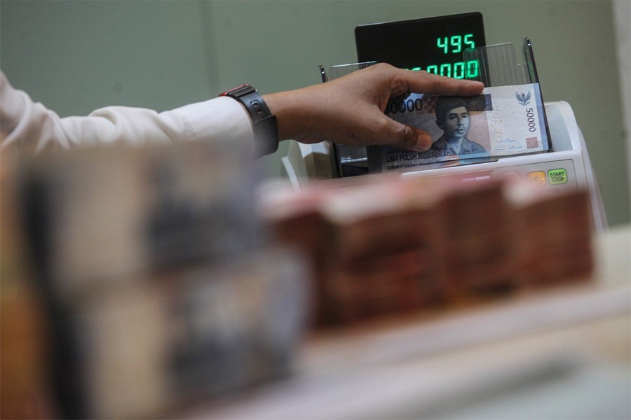 Indonesia's Foreign Exchange Reserves Plummet: Two-Year Low Amid Rupiah Weakness Indonesia's Foreign Exchange Reserves Plummet: Two-Year Low Amid Rupiah Weakness