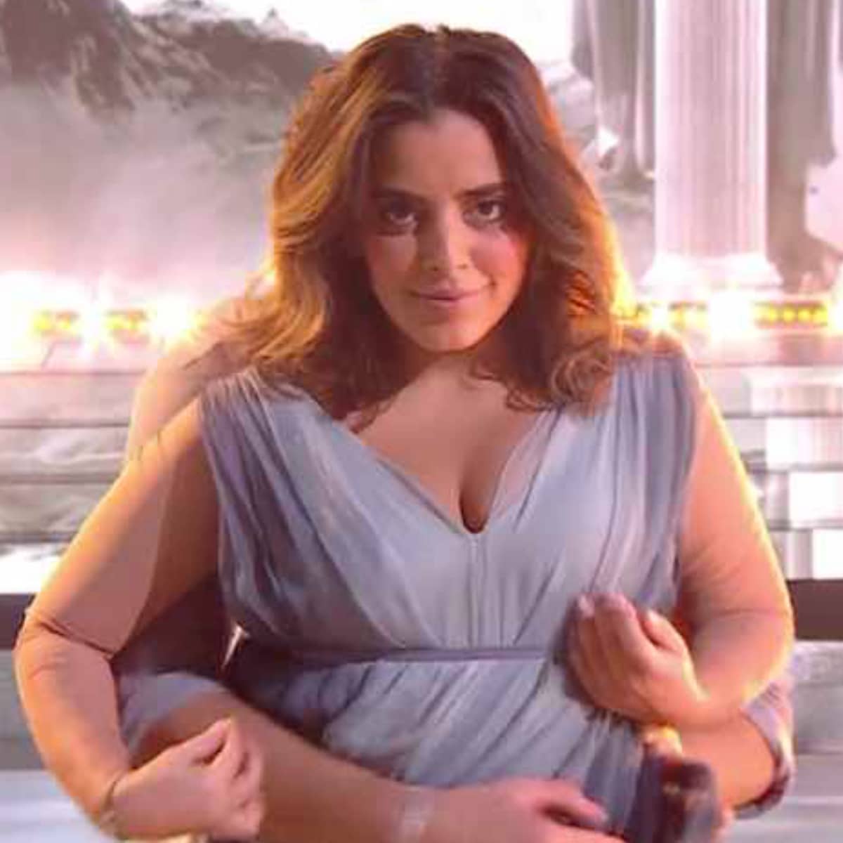 Inès Reg Critiquée À DALS : Inès Reg Critiquée À DALS :