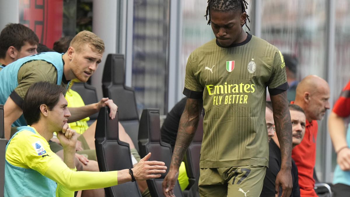 Inter's Champions League & Serie A Bid Imperiled By Sommer Injury Inter's Champions League & Serie A Bid Imperiled By Sommer Injury