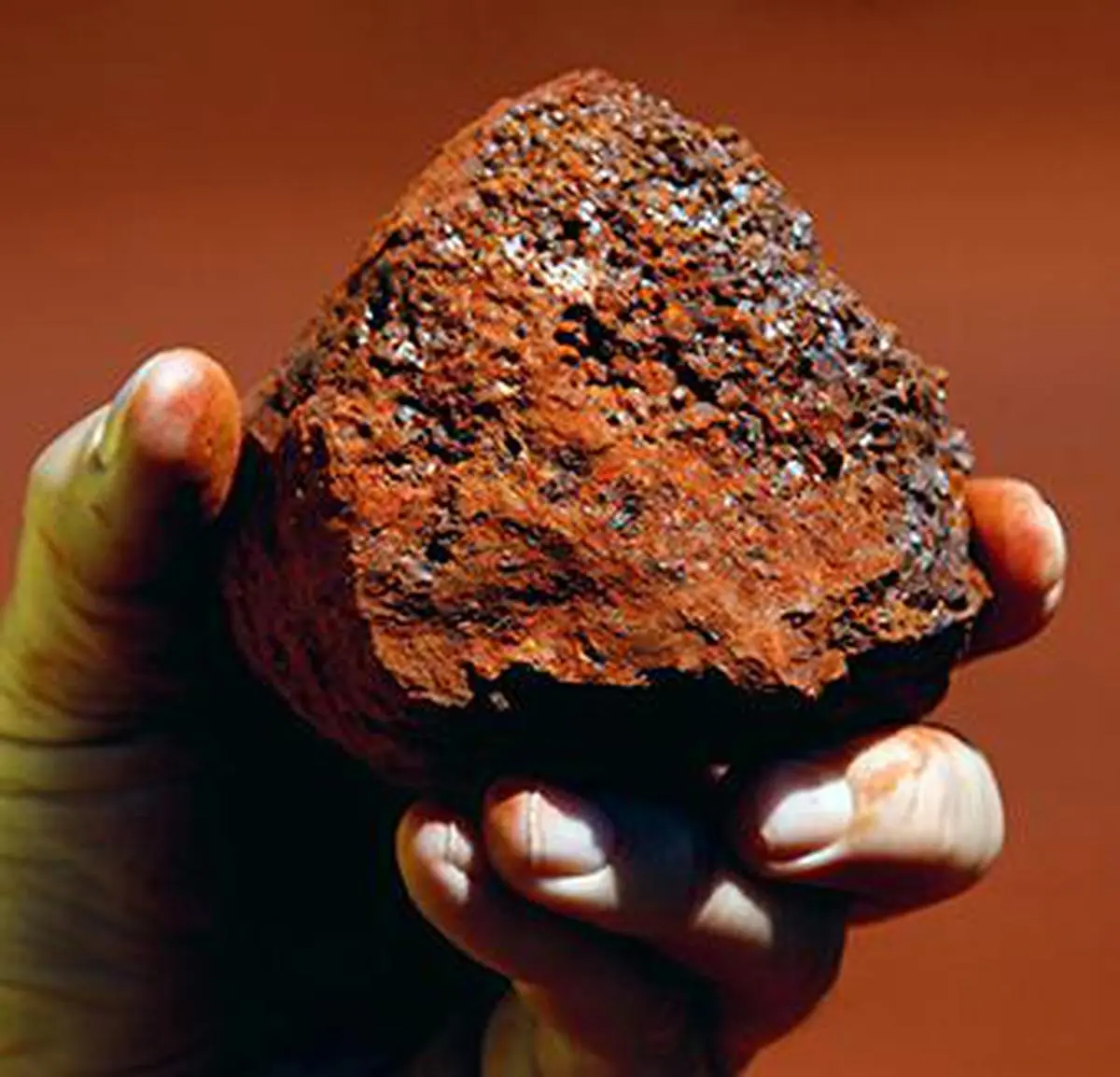 Iron Ore Falls As China Curbs Steel Output: Market Impact Analysis Iron Ore Falls As China Curbs Steel Output: Market Impact Analysis