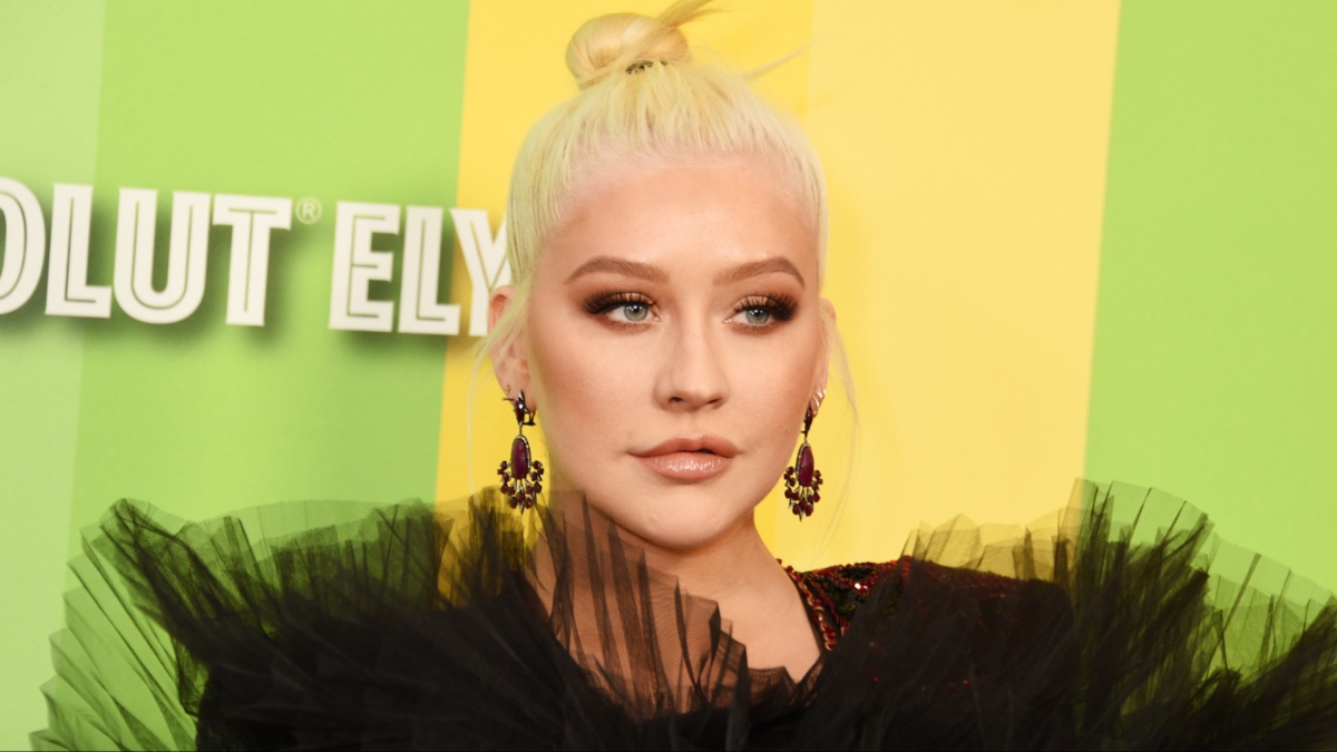 Is Christina Aguilera Over-Editing Her Photos? A Look At The Recent Backlash Is Christina Aguilera Over-Editing Her Photos? A Look At The Recent Backlash