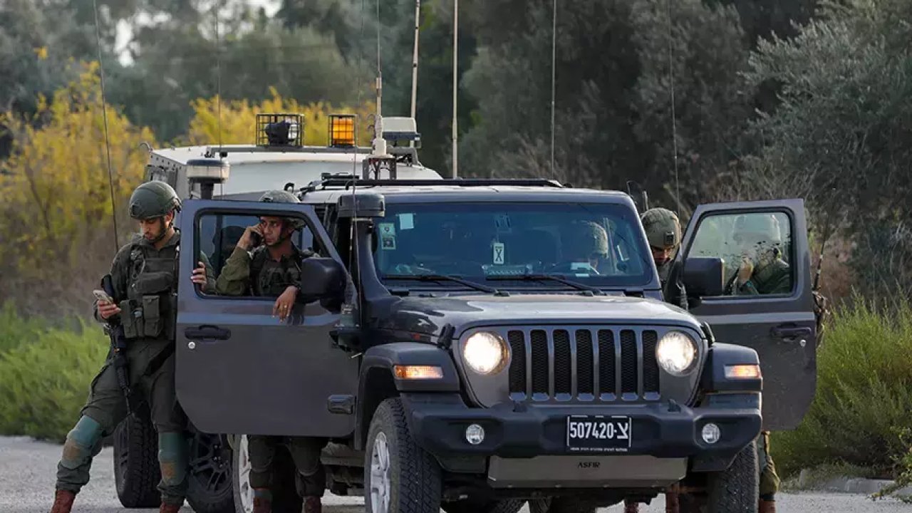 İsrail Parlamentosu'nda Esir Yakınlarının Protestosu: Güvenlik Ile Gerginlik İsrail Parlamentosu'nda Esir Yakınlarının Protestosu: Güvenlik Ile Gerginlik