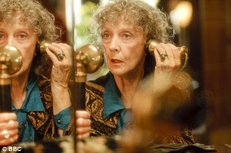 Jean Marsh, Upstairs Downstairs Star And Co-Creator, Dies At 90 Jean Marsh, Upstairs Downstairs Star And Co-Creator, Dies At 90