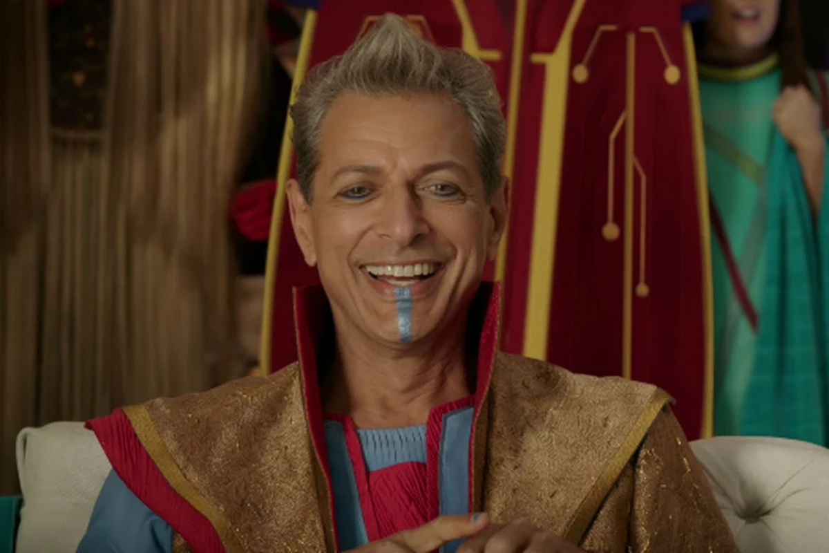 Jeff Goldblum Checks His Own Oscars Photos: A Viral Moment Jeff Goldblum Checks His Own Oscars Photos: A Viral Moment