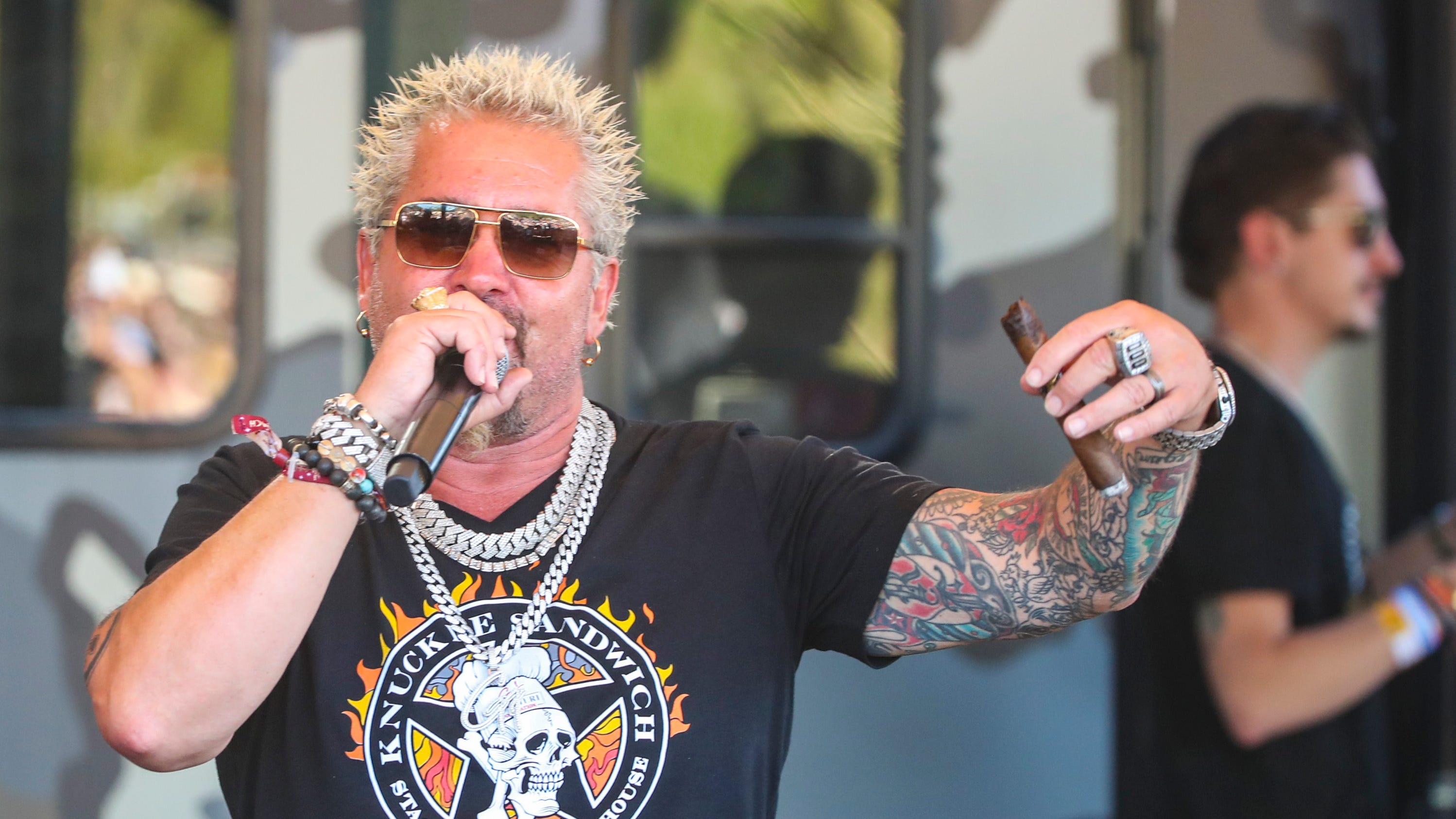 Jelly Roll And Guy Fieri's Unlikely Partnership: What We Know Jelly Roll And Guy Fieri's Unlikely Partnership: What We Know
