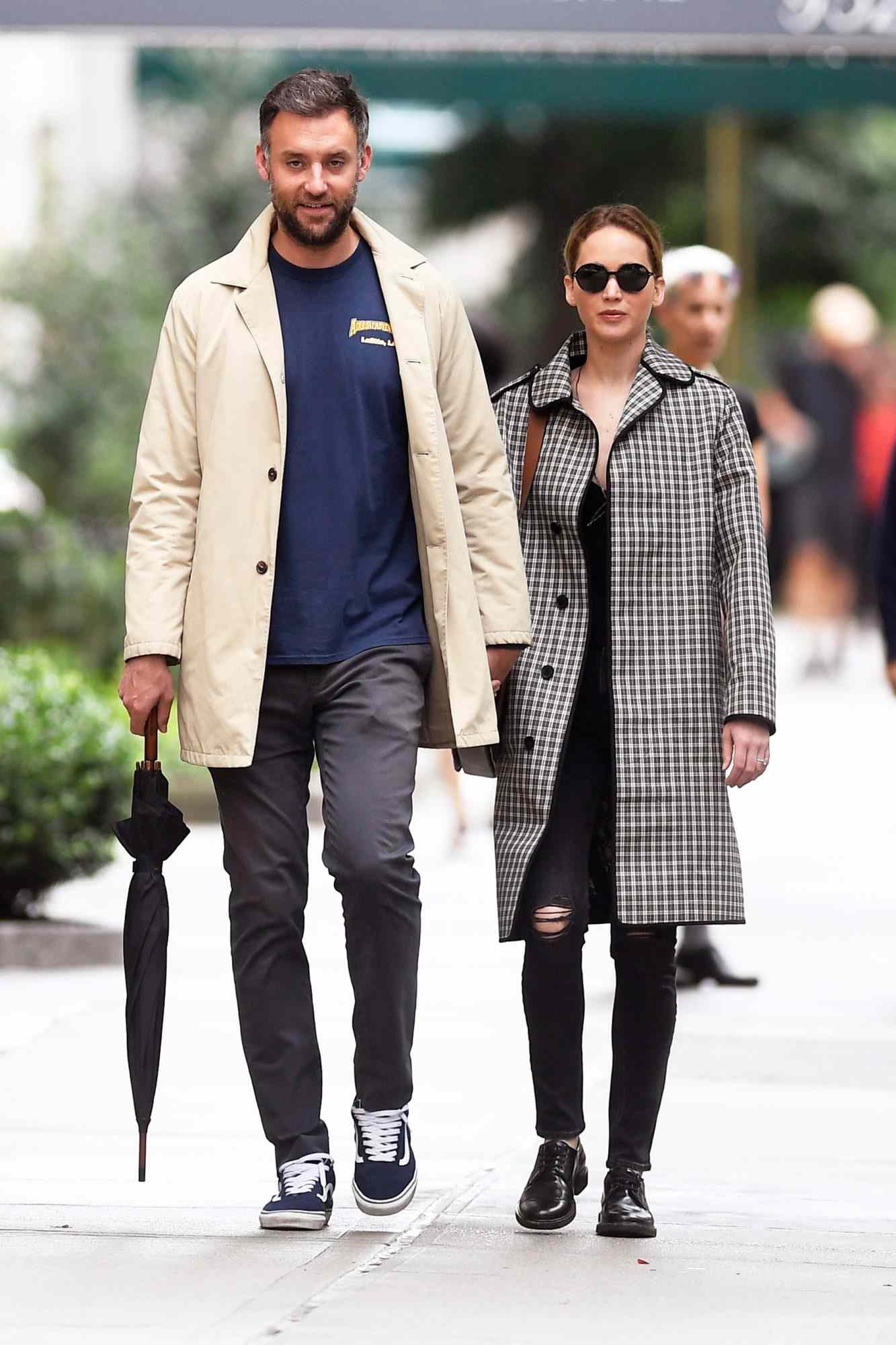 Jennifer Lawrence And Cooke Maroney: New Photos Surface Amidst Baby No. 2 Rumors Jennifer Lawrence And Cooke Maroney: New Photos Surface Amidst Baby No. 2 Rumors